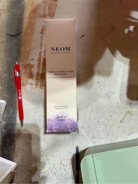 Source Unknown NEOM Pink & Purple Bath Foam - Perfect Night's Sleep